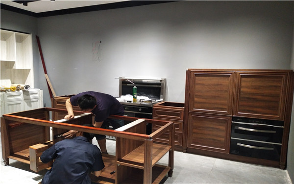 現(xiàn)場(chǎng)安裝施工