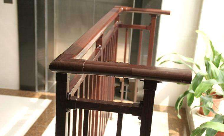 耐用防護(hù)欄生產(chǎn)廠家