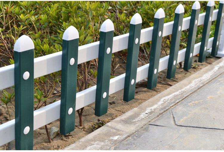 便捷的組裝鋅鋼草坪護欄圖片
